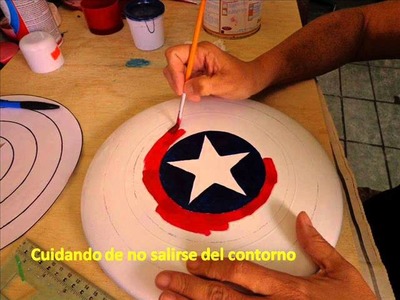 Escudo del Capitán América, con un Frisbee. wmv.