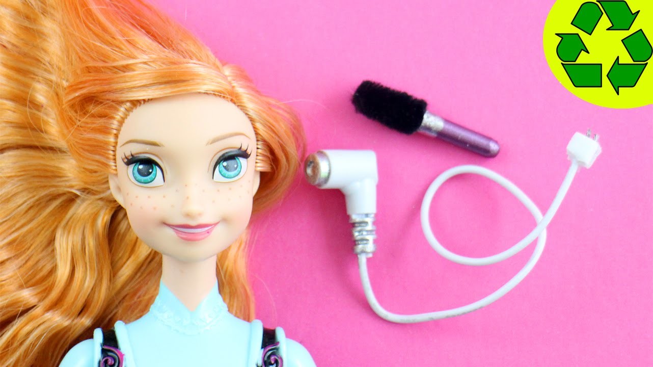 Cómo hacer una secadora , blower o blow dryer y cepillo realistas - Manualidades para tus muñecas