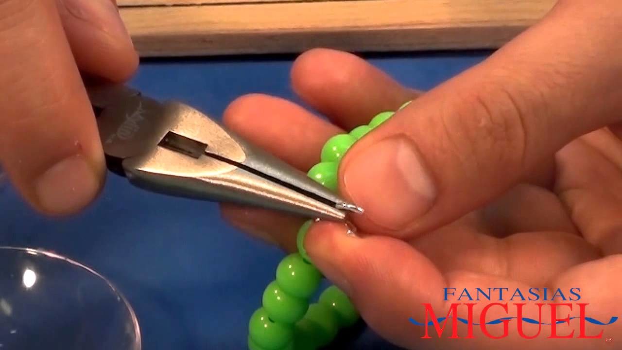 Cómo hacer una pulsera neón