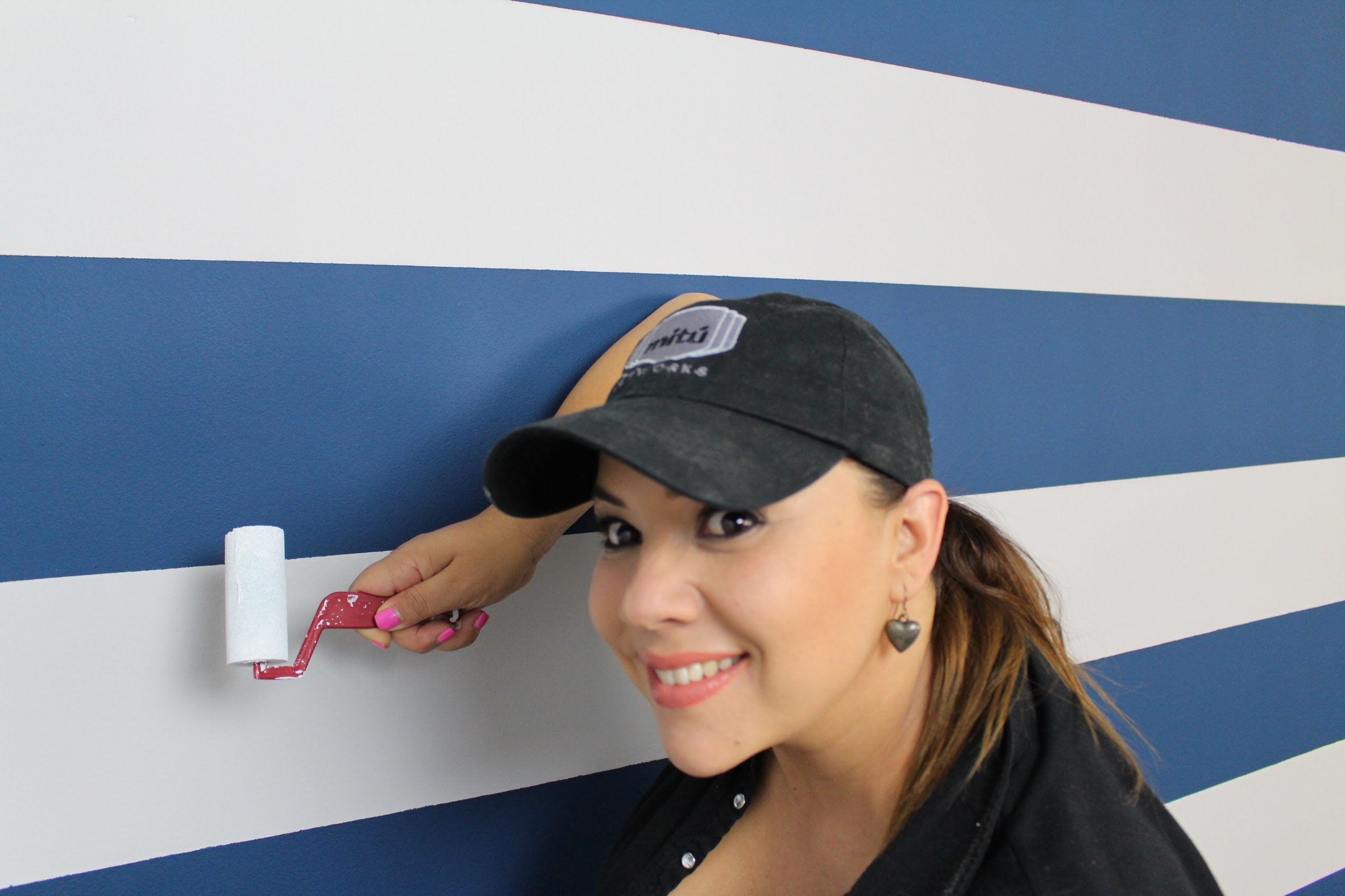 Como Pintar rayas en la pared. How to paint stripes on your walls