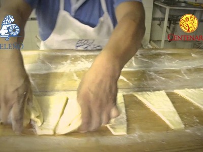 Como se hacen los tradicionales cuernitos o croissant.