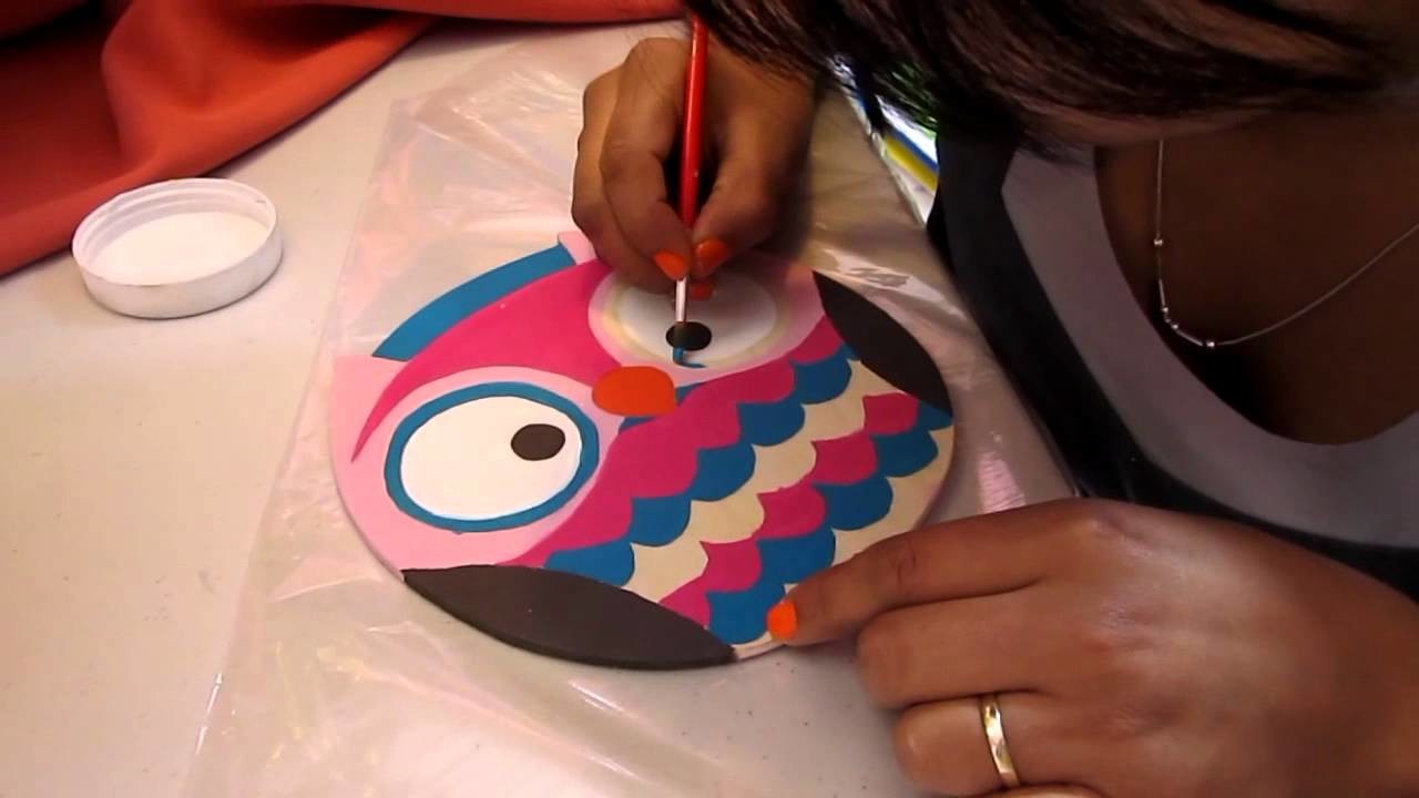 Manualidades en  tijuana (pintando Buho)