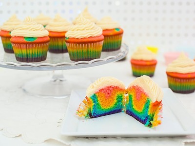 Cómo hacer cupcakes arcoíris