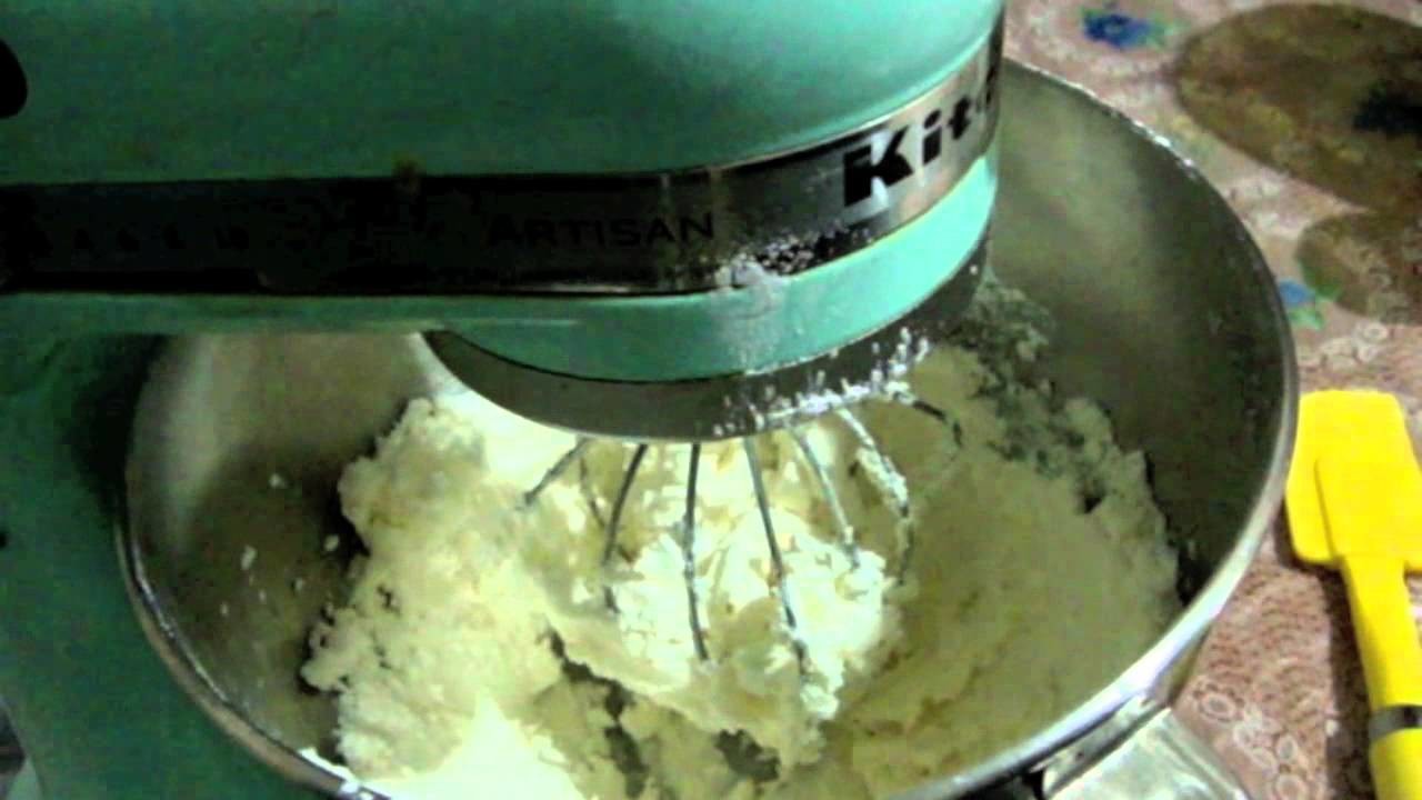 Cómo hacer betun (buttercream) para decorar pasteles o cupcakes Parte 2.3 - La receta de la abuelita