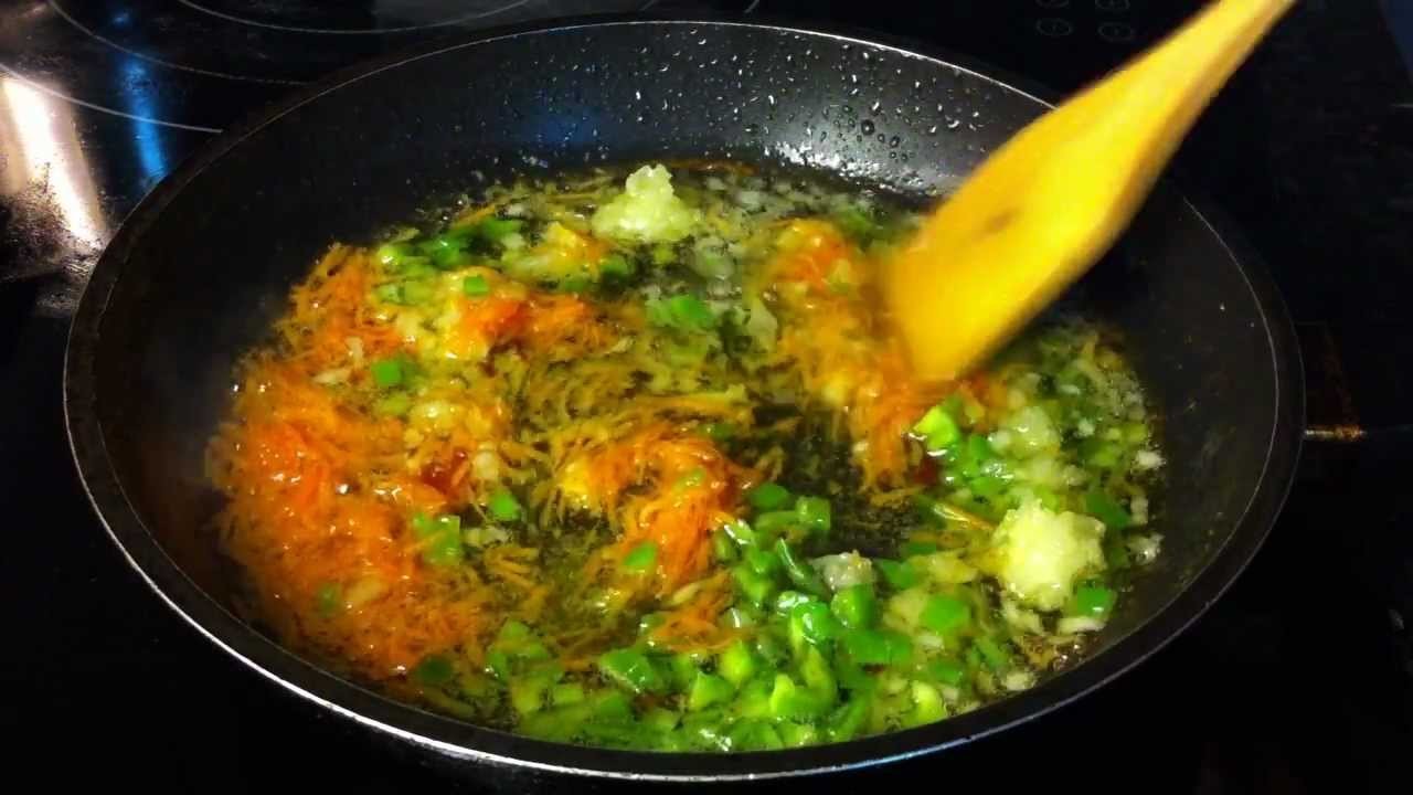 Recetas de comida: Pollo con salsa de verduras para chuparse los dedos