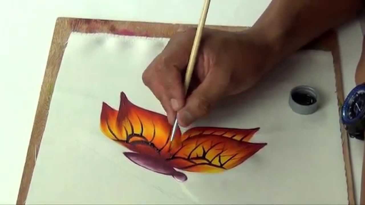 Pintando una Mariposa en Tela