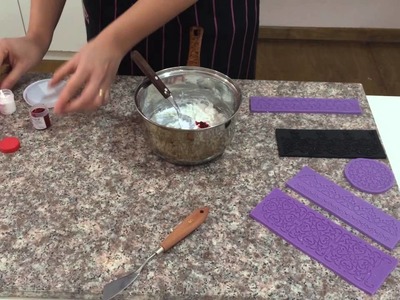 Como hacer puntilla comestible paso a paso | Trucos de Mundo Pastel