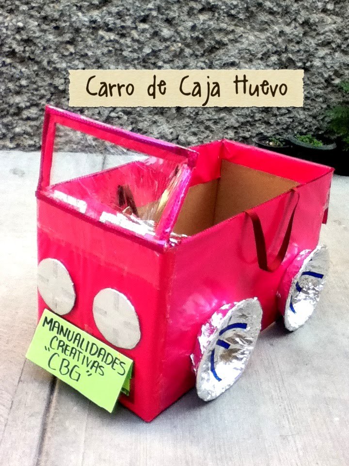 DIY carro de caja de huevo niña reciclando rapido