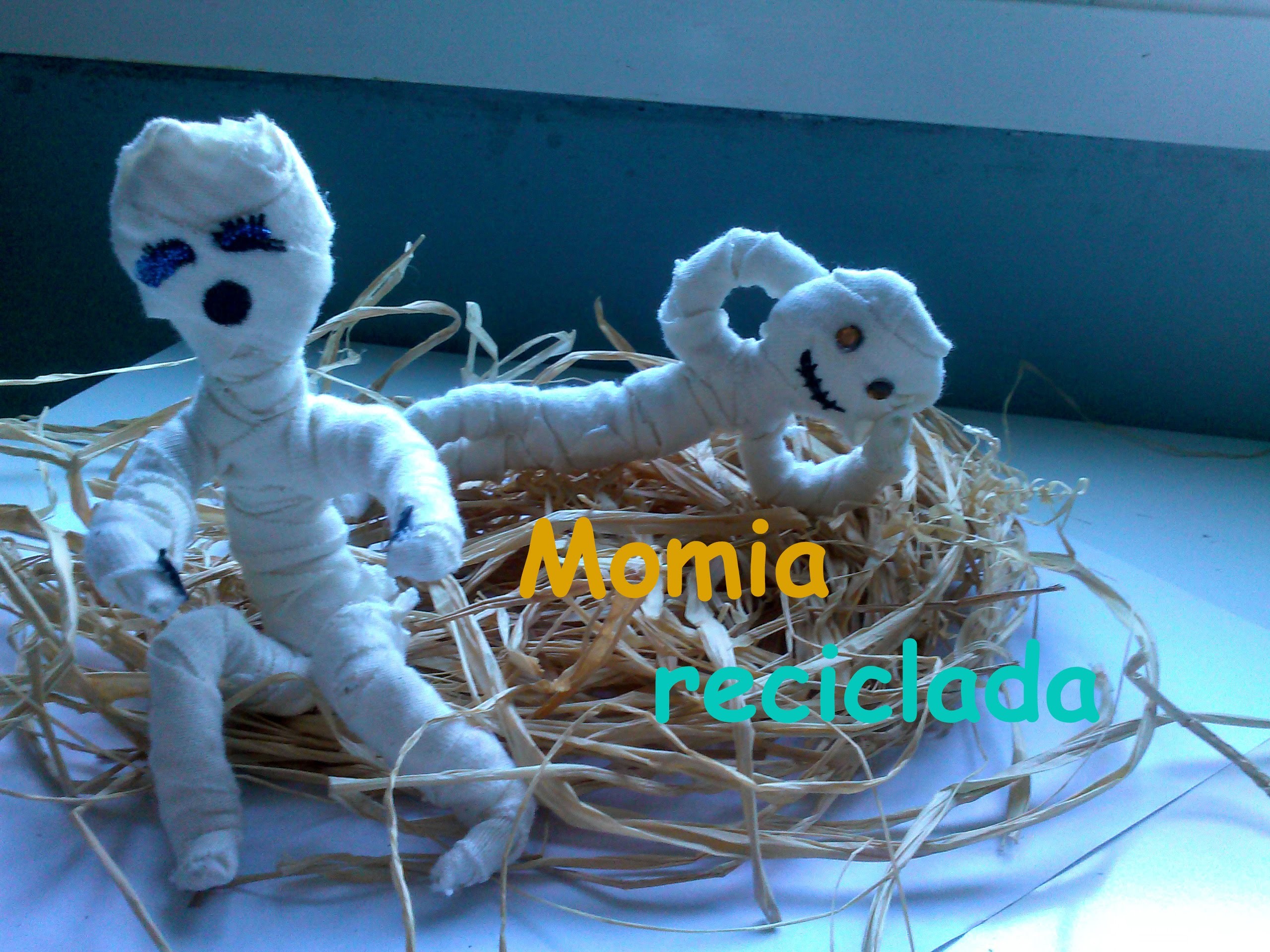 Momia reciclada ||Manualidades Halloween