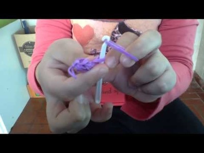 Como hacer moño con gomitas (gancho.ganchillo)