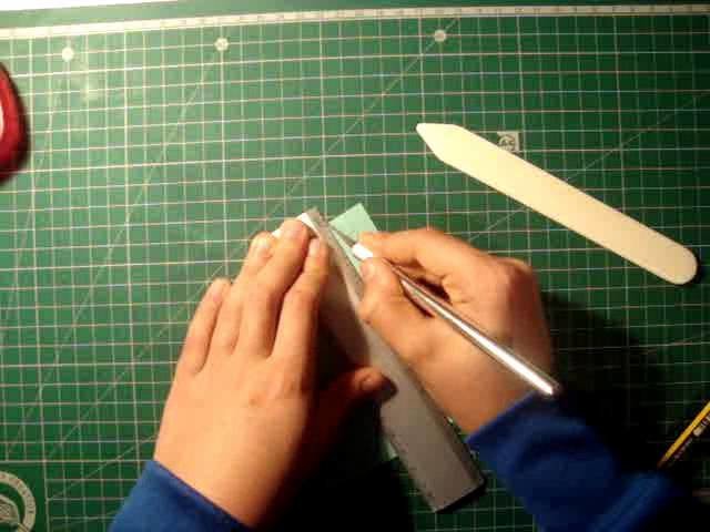 Como hacer un bolsillo de biblioteca. MUY FÁCIL. Tutorial