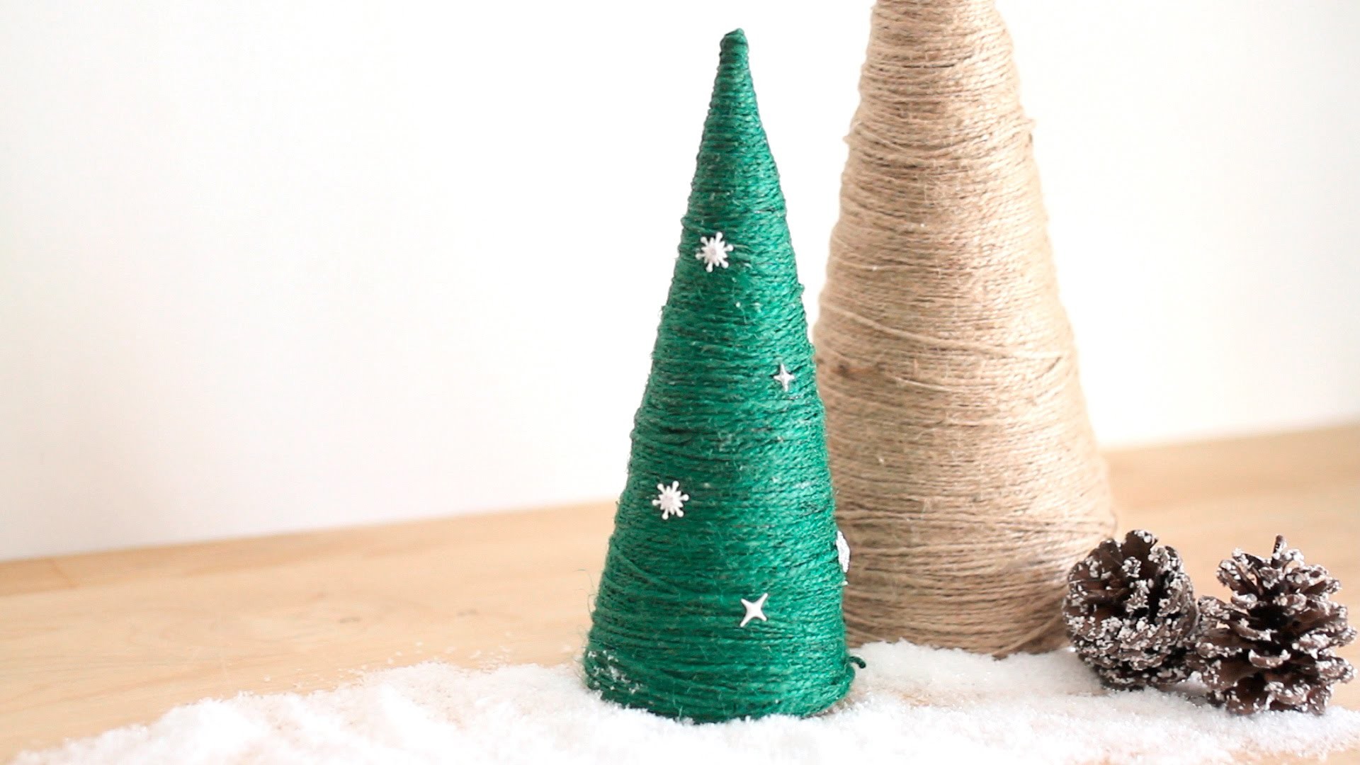 Manualidades de Navidad: Árbol de Navidad con cuerda DIY