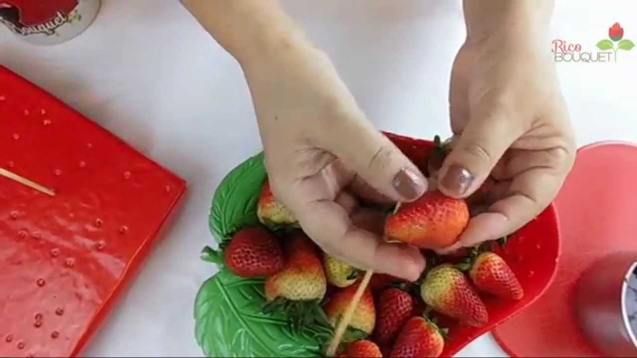 Como cubrir Fresas de chocolate correctamente