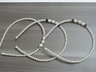 Diadema con alambre memoria delgado y decorado con perlas. Diadema de perlas