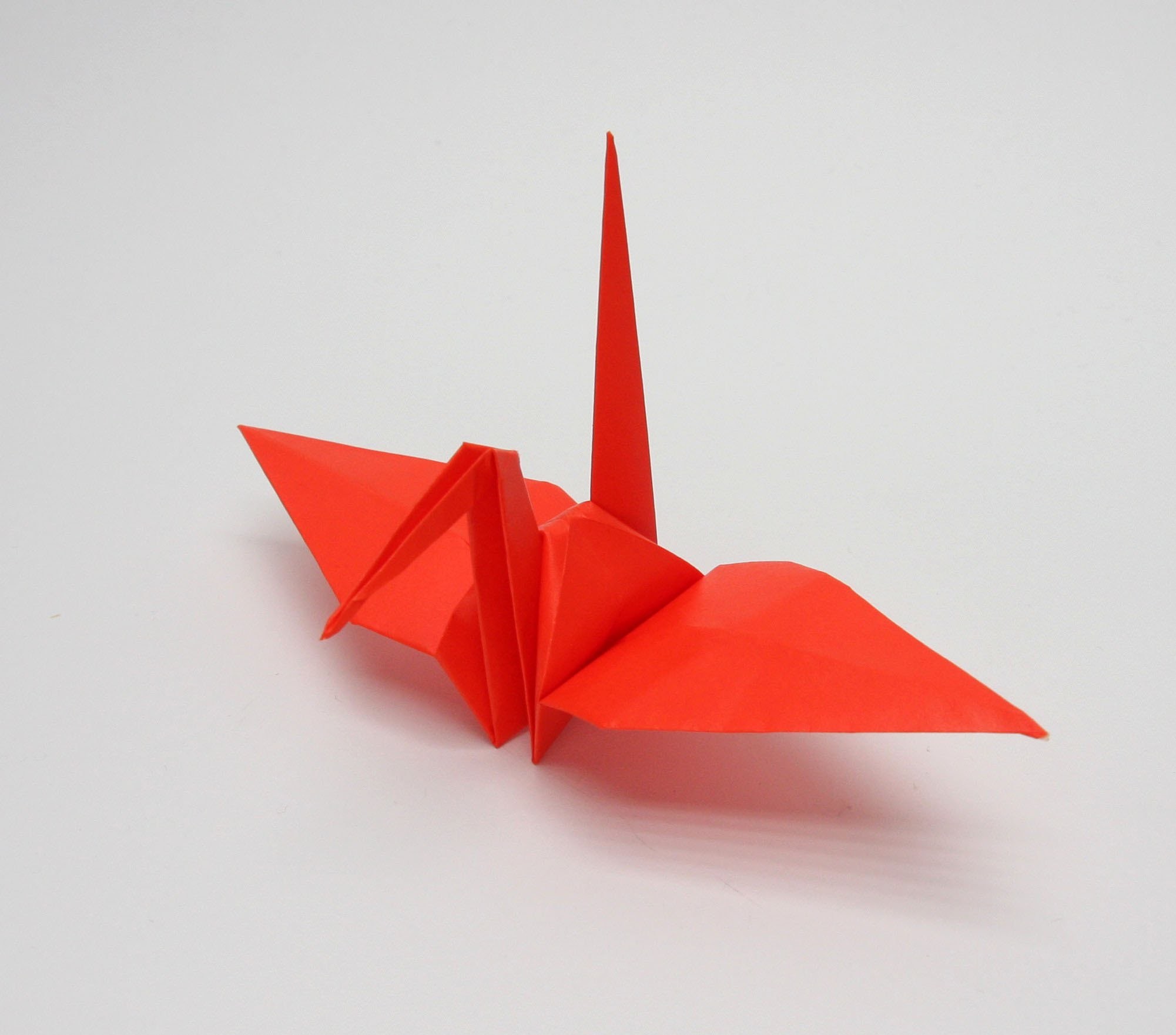 ¡Vamos a hacer origami! Tradicional ave tsuru de Japón