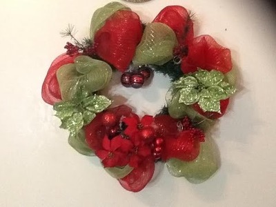 Diy How to make Deco Mesh Wreath.como hacer una corona Deco Mesh para Navidad.by Itzomex