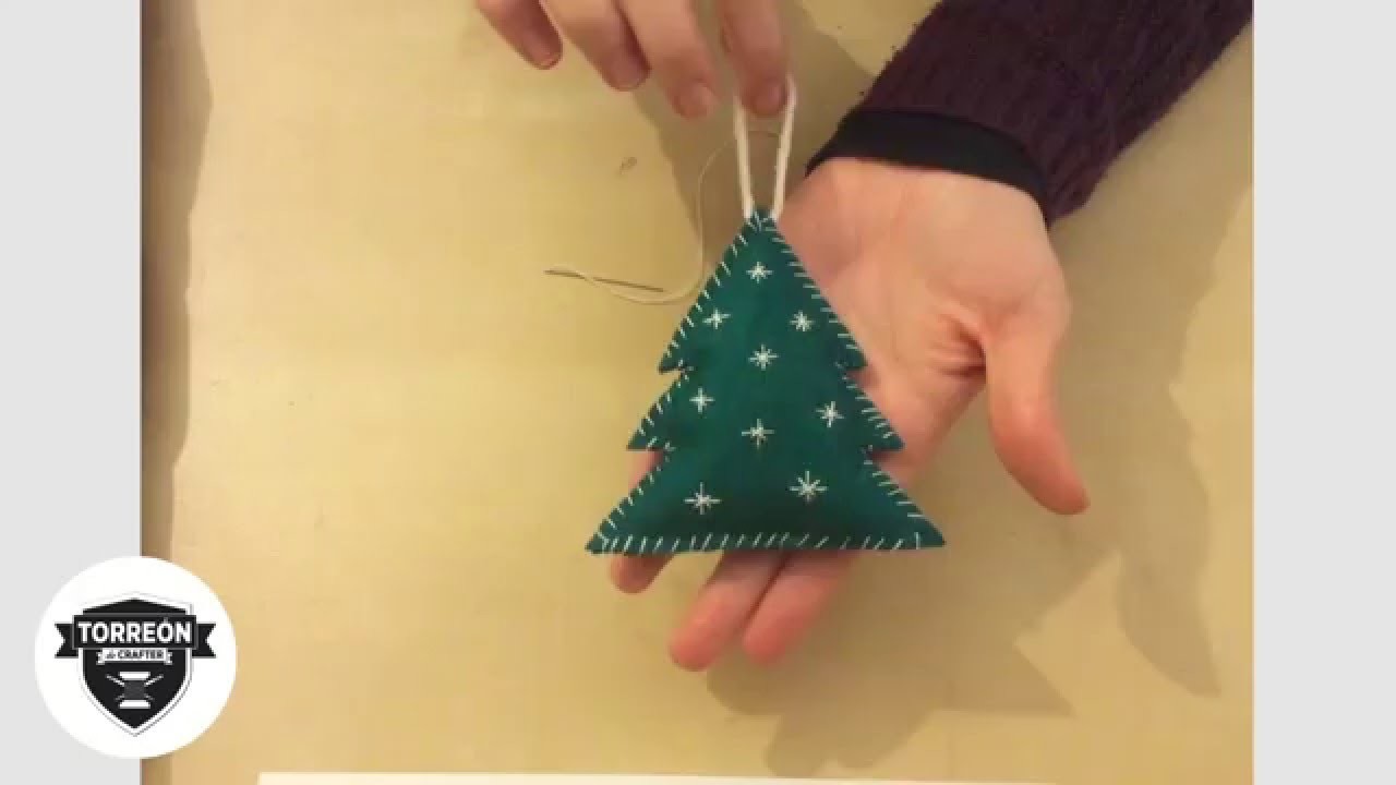 Cómo hacer árbol de navidad con fieltro. Tutorial Christmas tree felt.