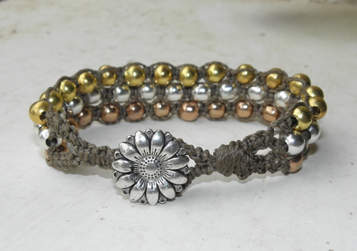 Pulsera de macramé nudos básico