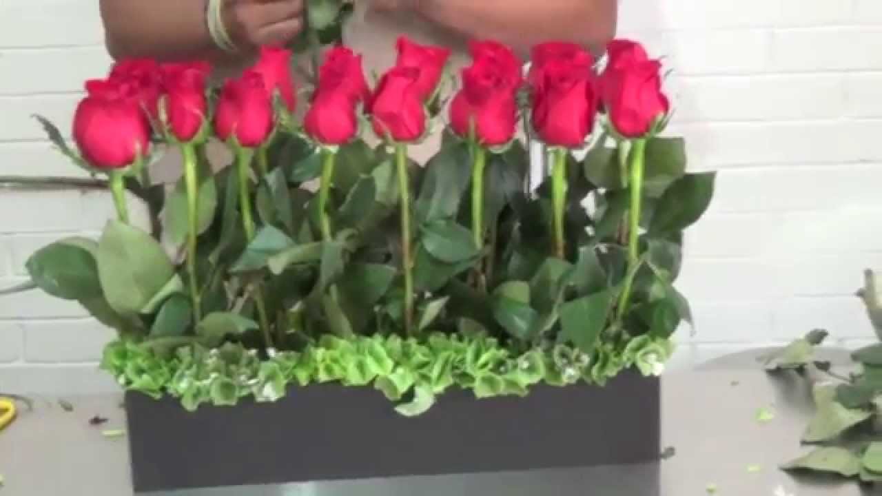 Arreglo Floral con 24 Rosas Rojas código:m38