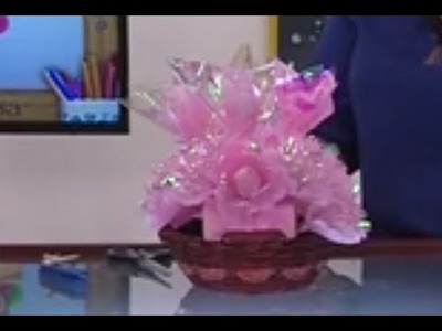 Como hacer una Canasta de Flores y Bombones para una Fiesta- Hogar Tv  por Juan Gonzalo Angel