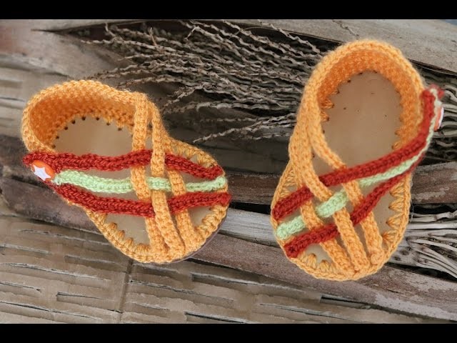 Sandalias crochet cruzadas para bebé con suela de caucho