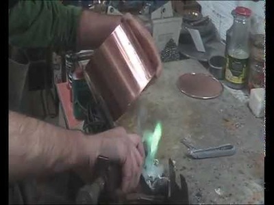 La Llauneria Roura: Fabricación de regadera para bonsai de cobre
