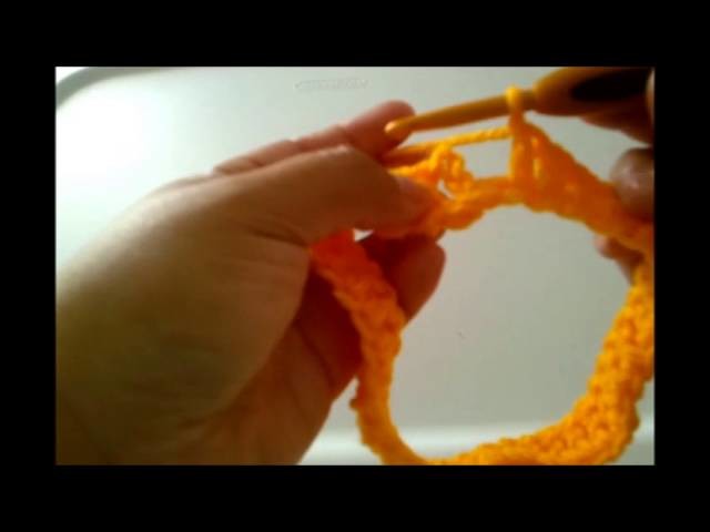 Trenza a crochet y puntos relieves 2