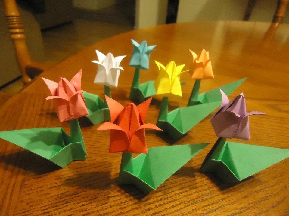 Como hacer flores de tulipan en origami