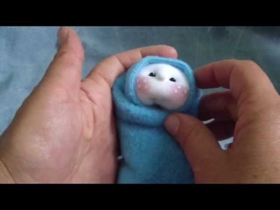 Baby doll in blanket subtitle.bebé en manta subs. proyecto 75