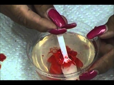 Como hacer una rosa inyectada de gelatin