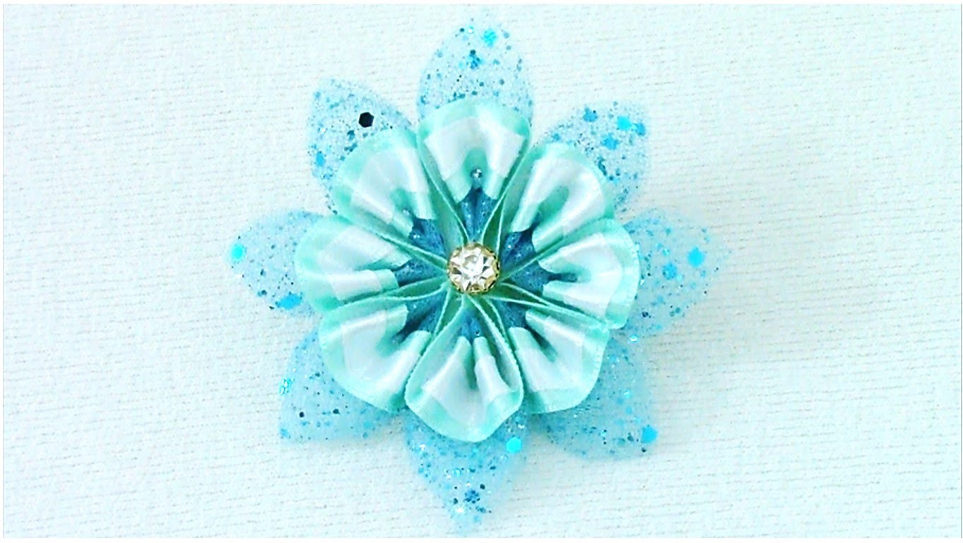 DIY Kanzashi Flores frozen en cintas - DIY Kanzashi flower frozen in ribbons