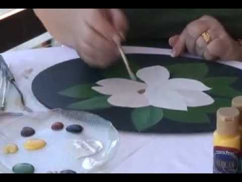 Pintura decorativa: ¿Como pintar una magnolia?