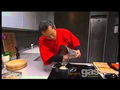 Oriental y tal- haciendo sushi - making sushi_1_clip1