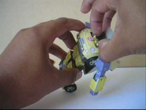Transformers-papercraft: bumblebee