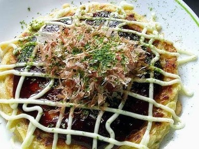 Video receta: Como preparar okonomiyaki o pizza japonesa. How to Make Okonomiyaki