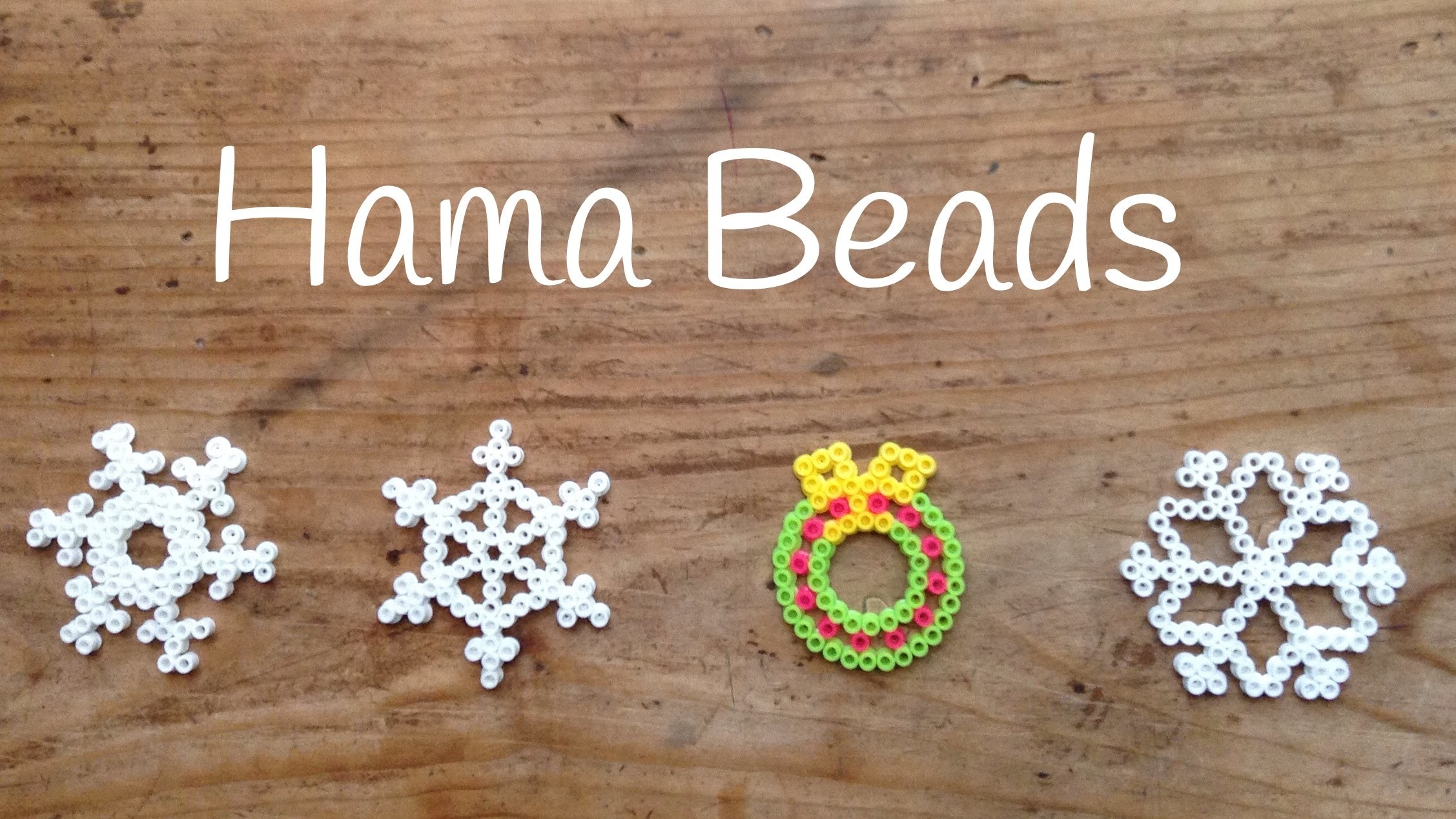 Hama beads de Navidad - Corona navideña