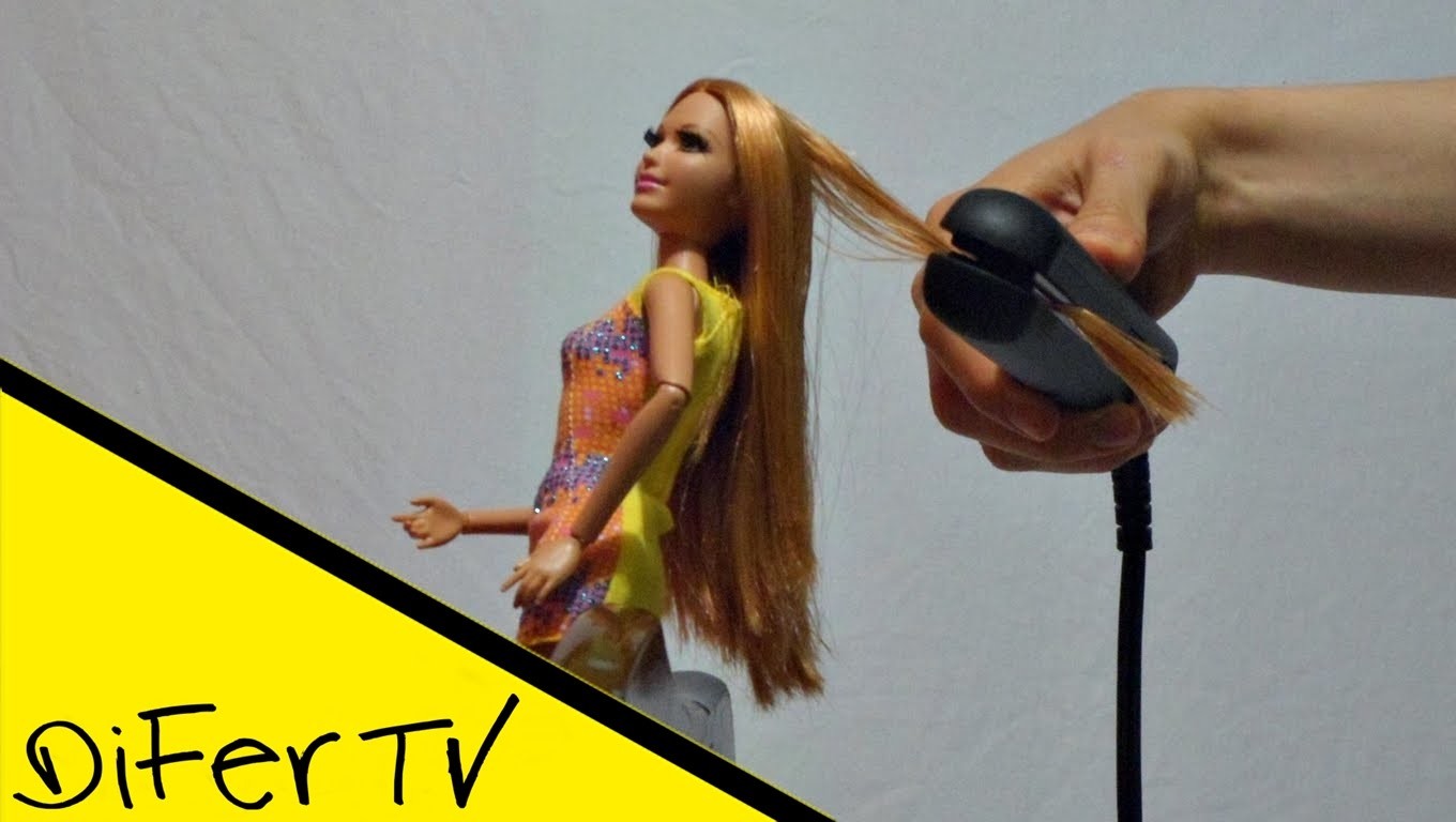 Cómo alaciar el pelo de tu muñeca con plancha sin maltratarlo - Barbie  hair straight with flat iron