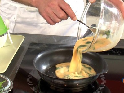 Tortilla de espinacas y queso fresco - Recetas rápidas Nestlé