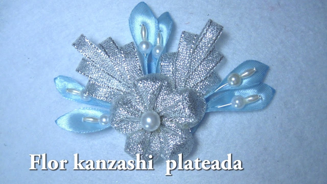 #DIY -Flor kanzashi plateada -#DIY - Silver kanzashi flower -
