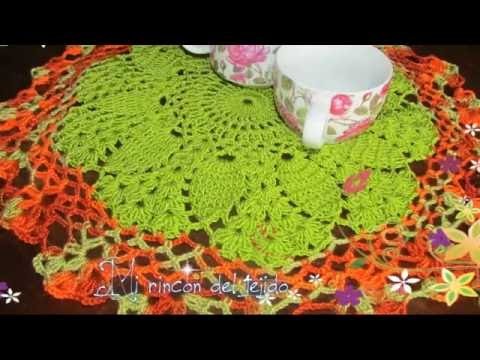 Carpeta o Centro de Mesa tejido con técnica de crochet