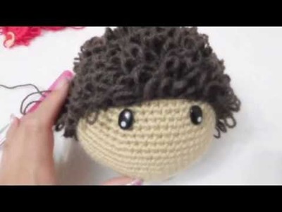 Muñeca Amigurumi colocar cabello chino a crochet (ZURDO) Video 3