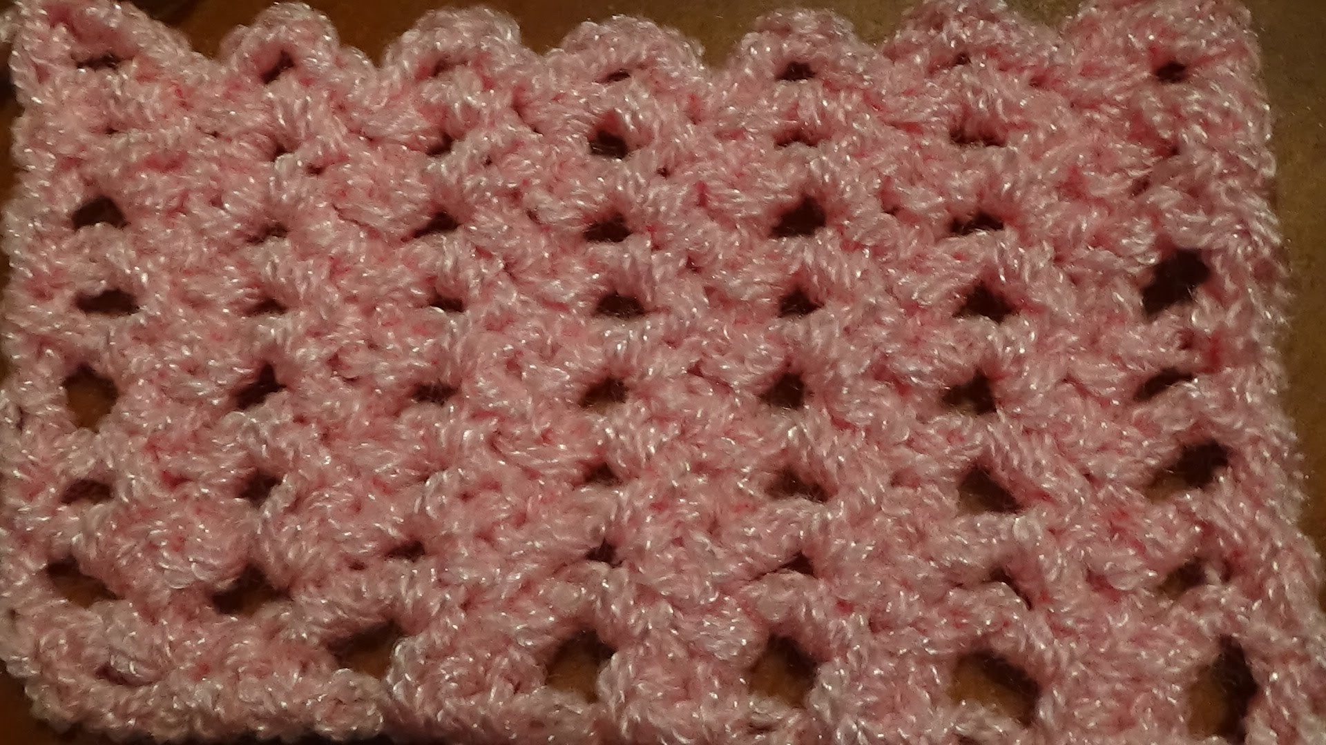 Puntada a crochet muy sencilla y fácil, ideal para tapetes o bufandas. 