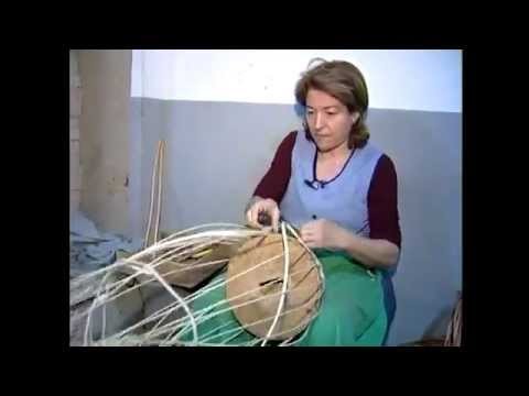 Cesteria Aparici. Elaboración de cestas de mimbre. Handmade Basket