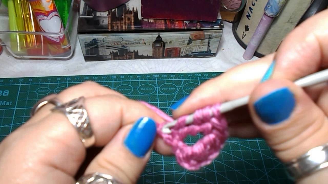 CROCHET-TRIPLE PUNTO ALTO O TRIPLE VARETA. CROCHET-HIGH TRIPLE POINT OR TRIPLE POINT VARETA