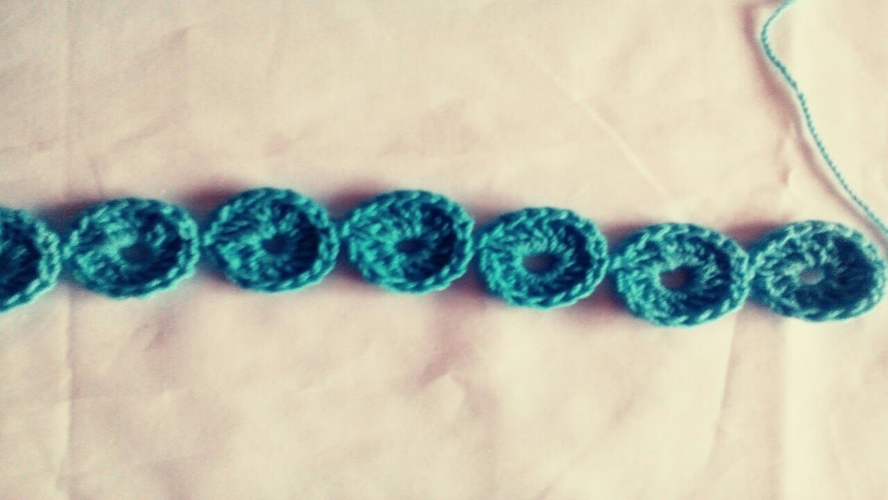 Vídeo de cómo hacer una tira de círculos pequeños de crochet