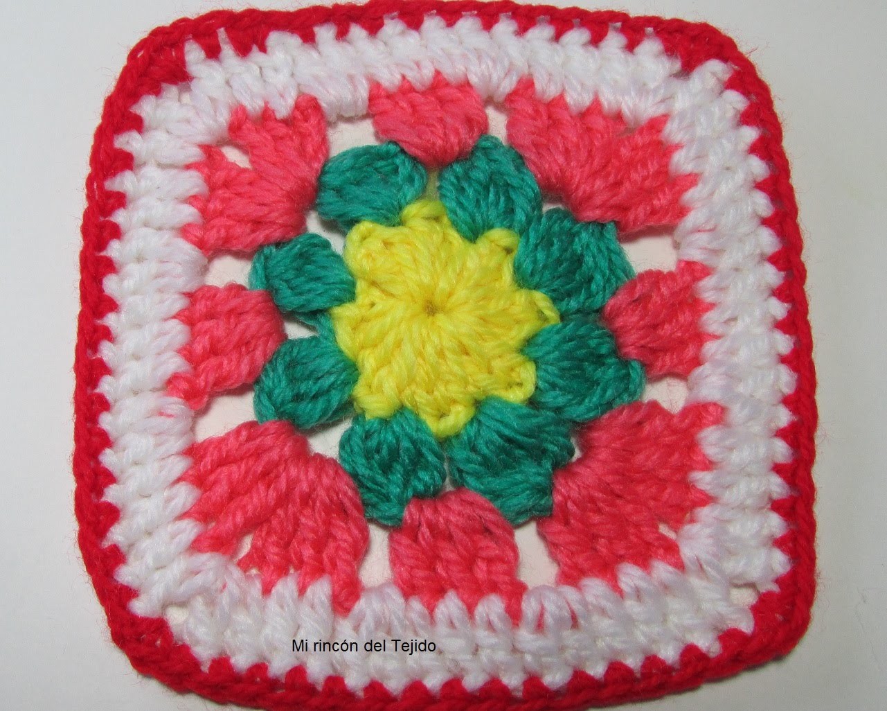 Cómo tejer un granny o motivo cuadrado a crochet paso a paso