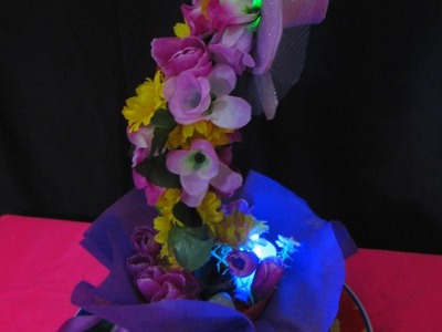 Cascada de flores iluminada (Centro de mesa o decoración)