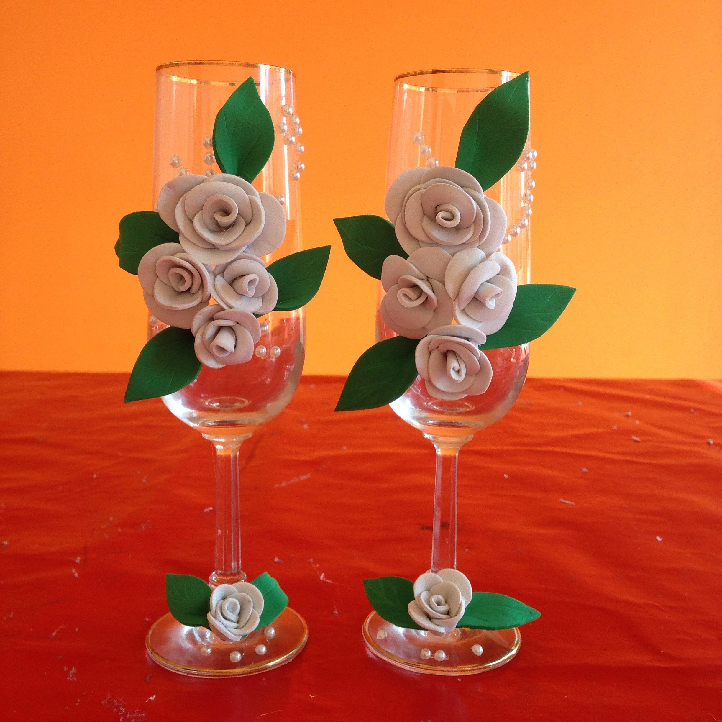 Sencilla decoración para copas de boda Simple decoration for wedding cups