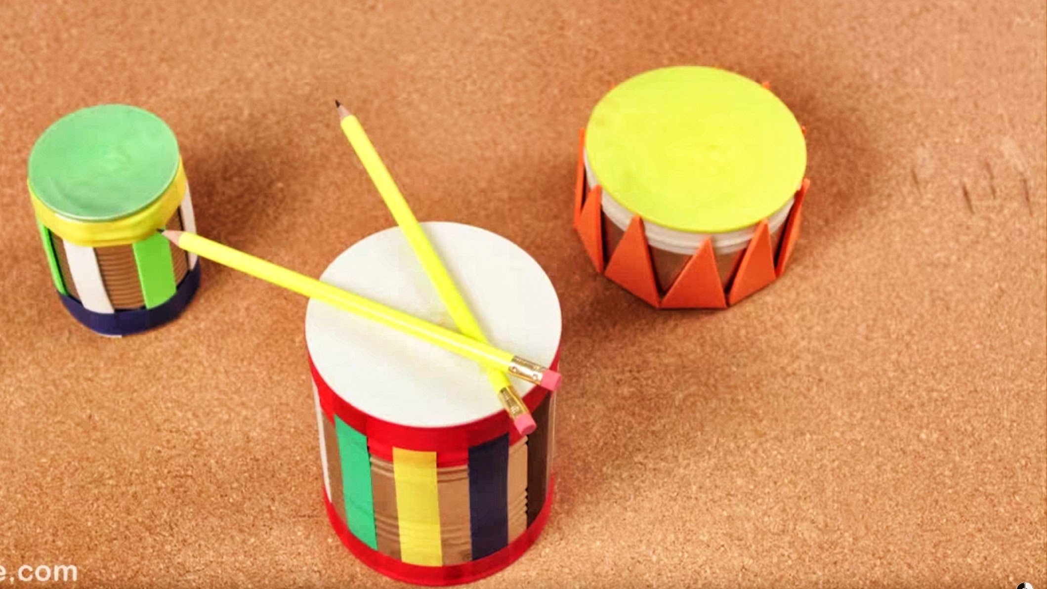 Como hacer tambores con latas y globos - Juguetes para Niños con Materiales Caseros