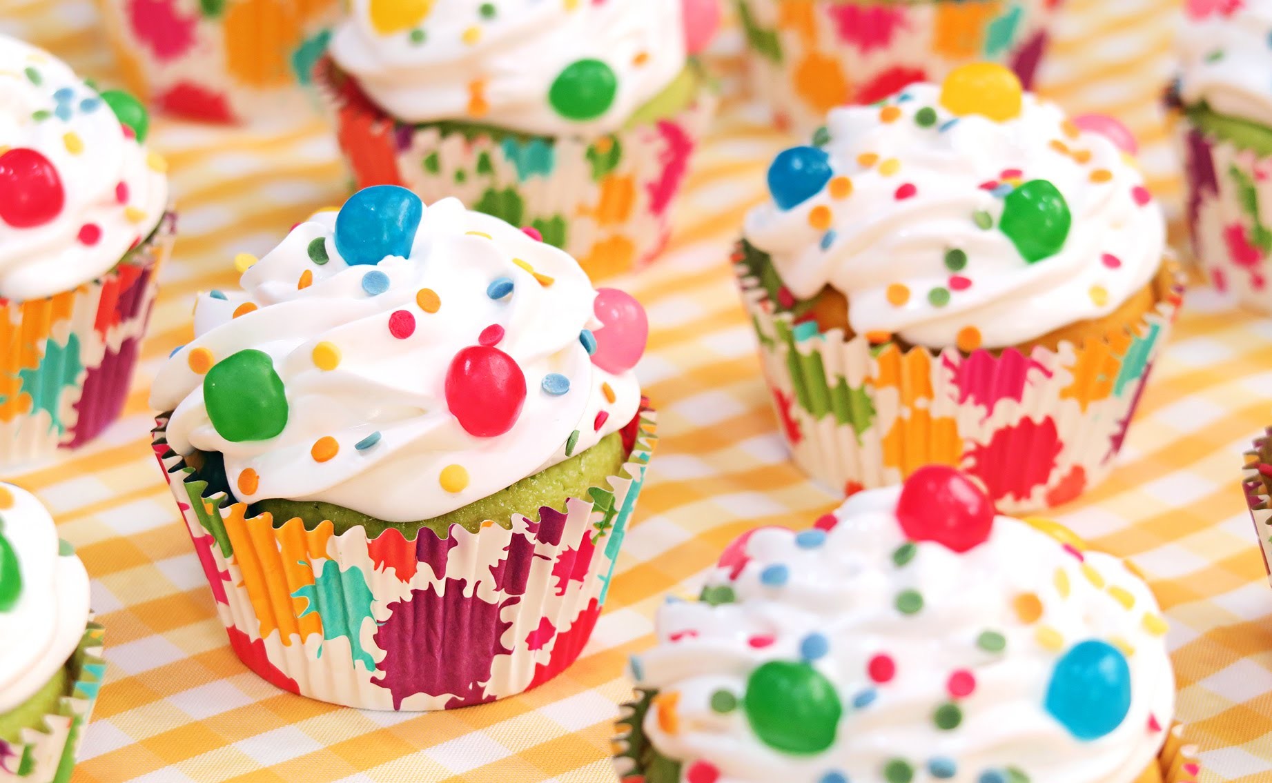 Cupcakes Arcoiris o de Colores para Niños